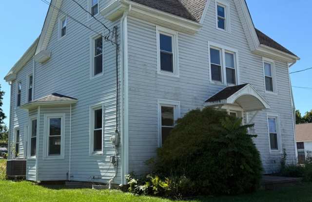 2 Bd / 1 Bth Rehabbed Twin photos photos