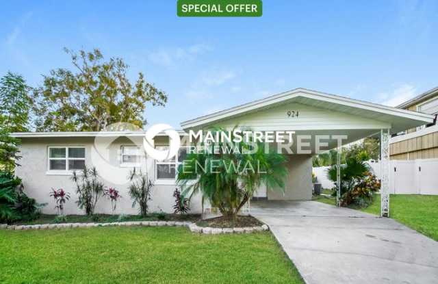 924 Avenue T Southeast photos photos