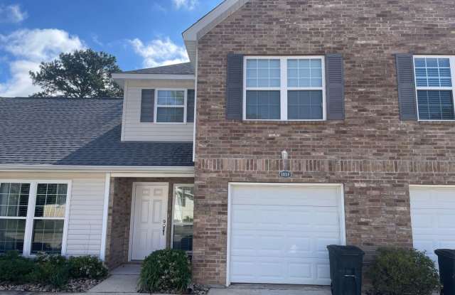 3BR/2.5BA Townhome — Garage + Backyard — Great Schools Gallery 1