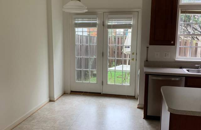 9838 MAITLAND LOOP Gallery 3