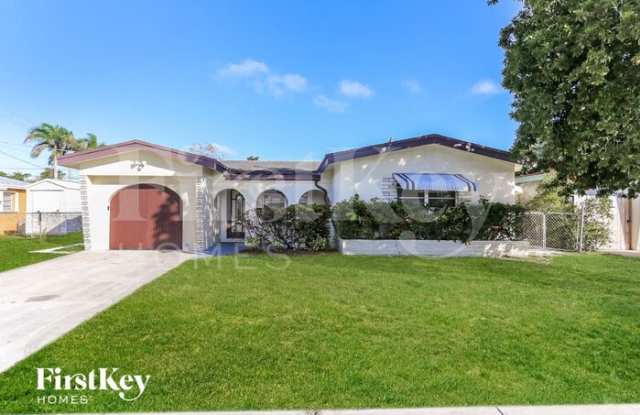 7481 Lincoln Street photos photos