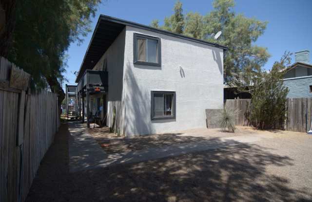 Remodeled 3 Bedroom 1 Bath Five-plex! Close to Downtown and the UofA! Gallery 3