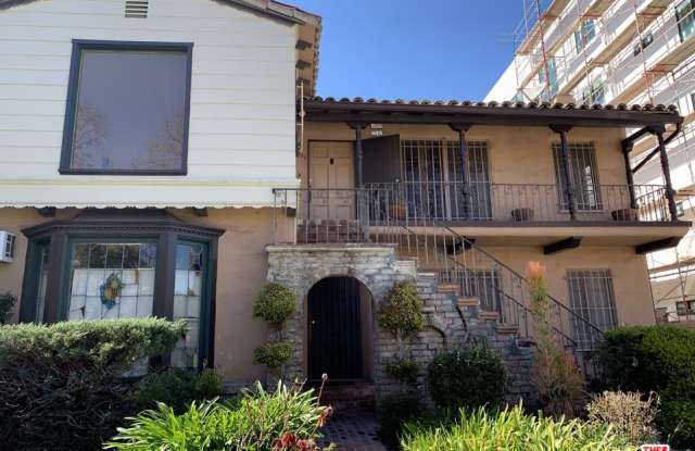 913 South LE DOUX Road - 913 South Le Doux Road, Los Angeles, CA 90035