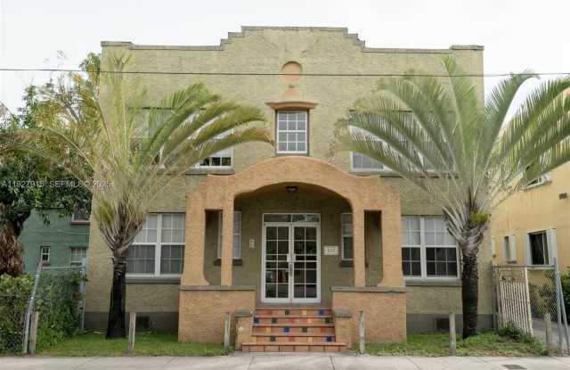 237 NW 10th Ave photos photos 237 NW 10th Ave photos photos