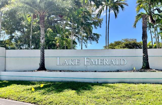 113 Lake Emerald Drive photos photos