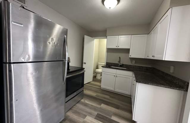 631 N 3rd St photos photos