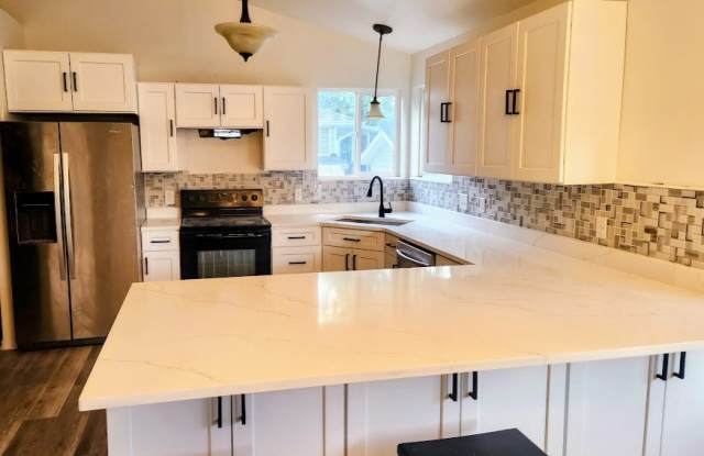 5914 VALLEY POINTE Dr Gallery 4