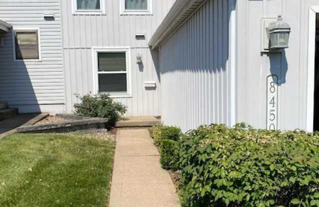 8450 W. 108th Pl - 8450 West 108th Place, Overland Park, KS 66210