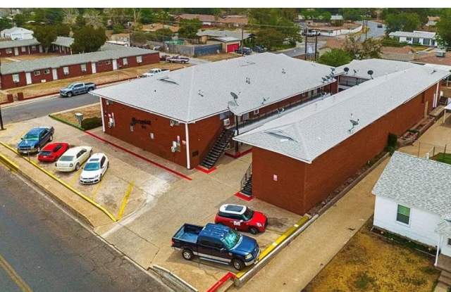 1101 W 19th St unit: 1 photos photos