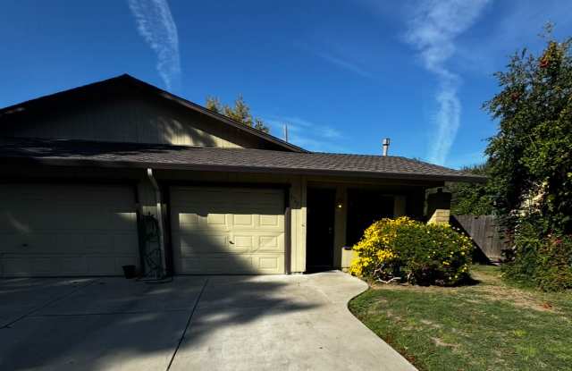 2745 Canyon Creek Dr photos photos