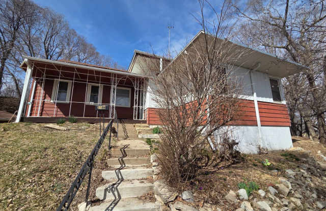 Charming Hilltop Home with Stunning City Views photos photos