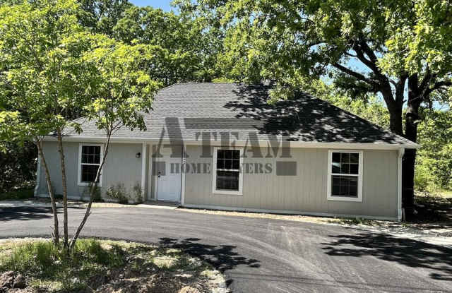 Fully Remodeled 3 Bedroom 2 Bathroom photos photos