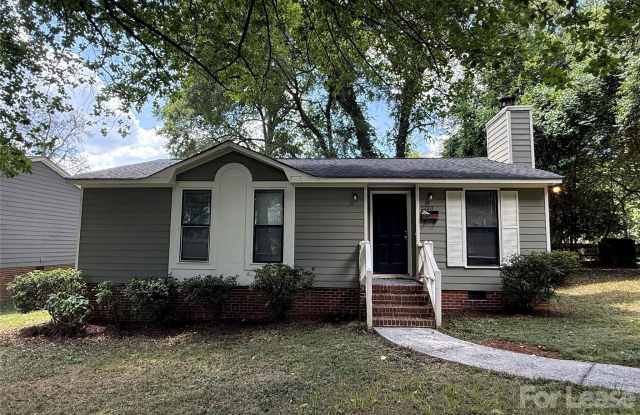 2220 Laburnum Avenue Gallery 1