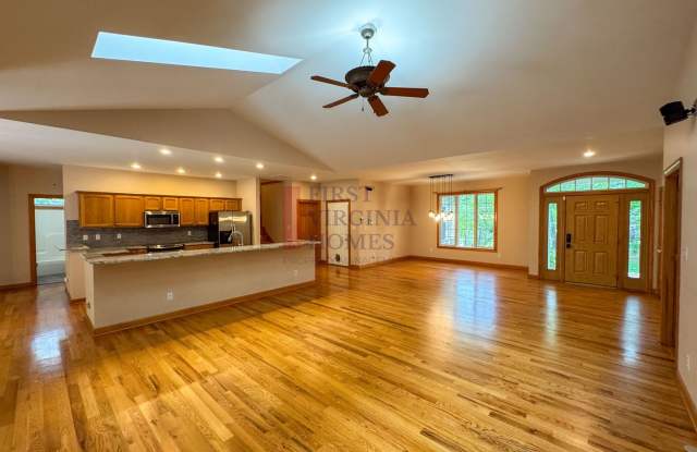 Lake Monticello 4Bed/3Bath Rental photos photos Lake Monticello 4Bed/3Bath Rental photos photos