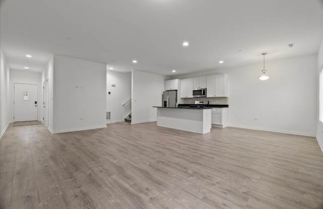 1055 Gillespie Lane - 1055 Gillespie Lane, Yorkville, IL 60560 1055 Gillespie Lane - 1055 Gillespie Lane, Yorkville, IL 60560