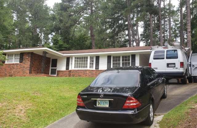 605 Carlton Drive Gallery 2