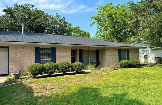 3509 Carter Creek Parkway - 3509 Carter Creek Parkway, Bryan, TX 77802