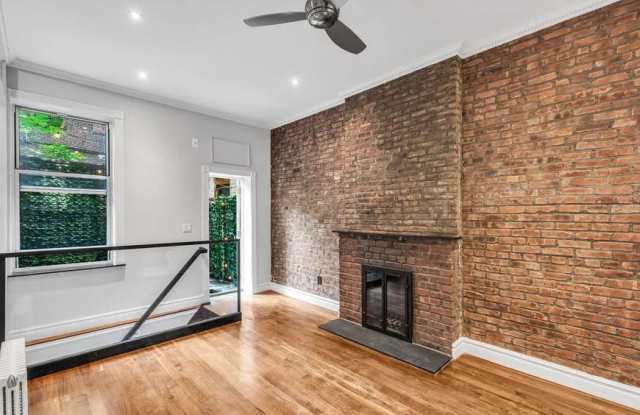 562 HUDSON ST. Gallery 1