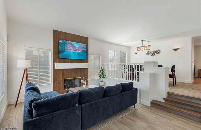 9156 Sapphire Point Avenue photos photos