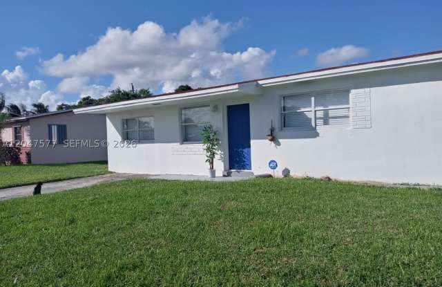10961 SW 222nd Ter Gallery 2