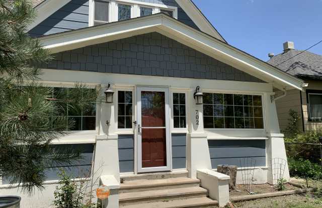 702 E Cucharras St photos photos