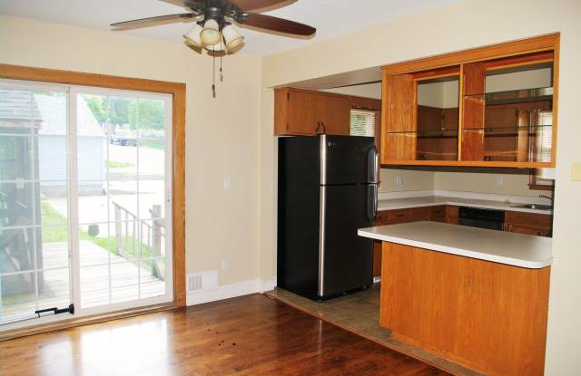 Charming 3 Bedroom Home Near West St. Paul!! Gallery 4