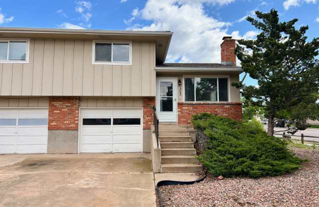1302 Darby St photos photos
