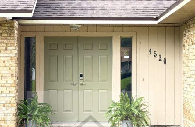 Charming 3BR Home in Country Oaks – Close to West Marion Hospital, Shopping, Dining & WEC photos photos