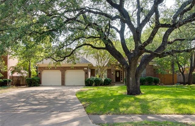 7916 Yaupon DR - 7916 Yaupon Drive, Austin, TX 78759