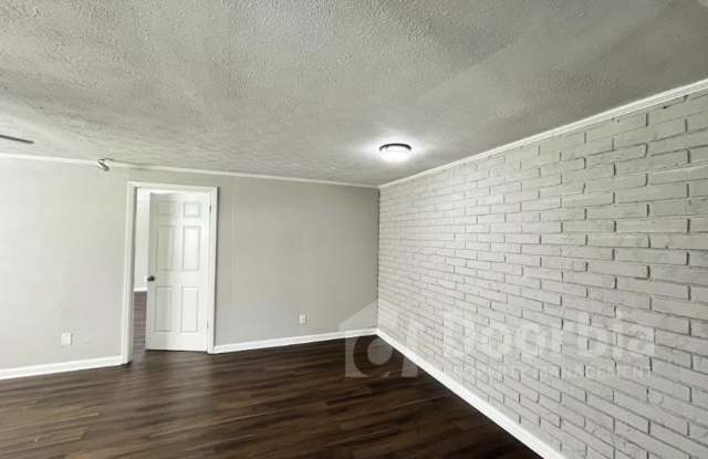 6314 Fabian Dr Gallery 4