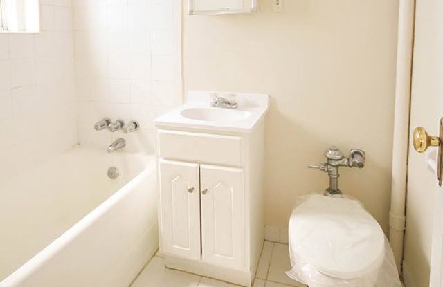 New Brunswick Arms Apartments Gallery 4