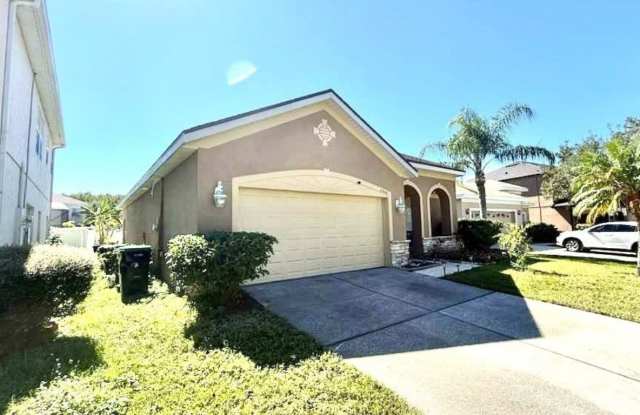 14548 Grand Cove Drive Gallery 1