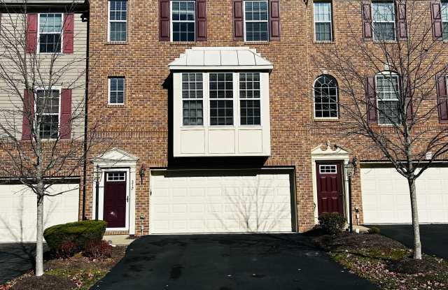 317 Broadstone Dr - 317 Broadstone Drive, Butler County, PA 16046