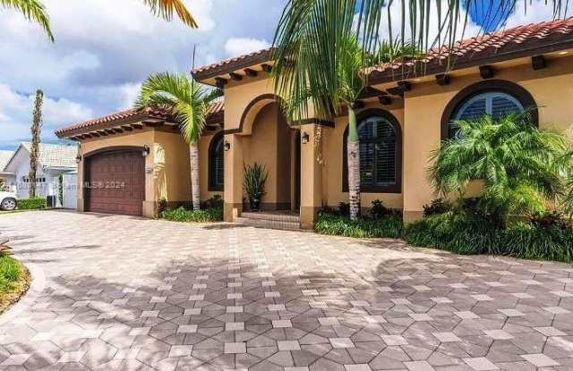 13231 Southwest 38th Street - 13231 Southwest 38th Street, Tamiami, FL 33175