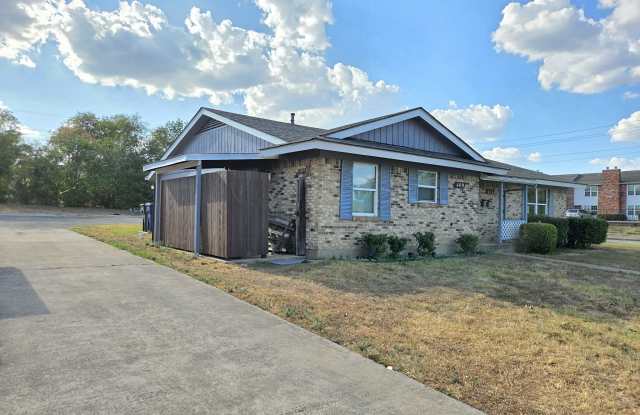 409 Cliff Drive Gallery 2