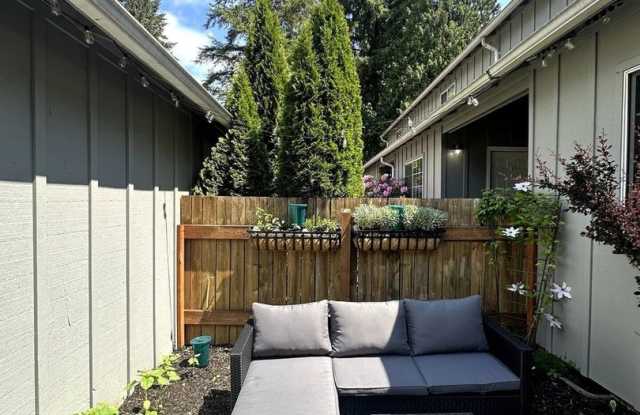 Charming Forest Escape 2BR House in Olympia photos photos