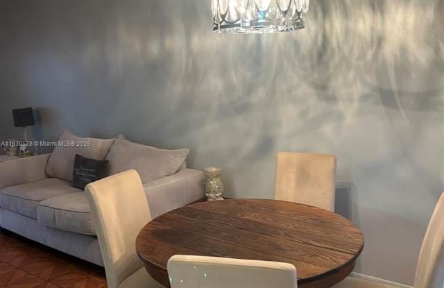 4143 N Ocean Blvd photos photos