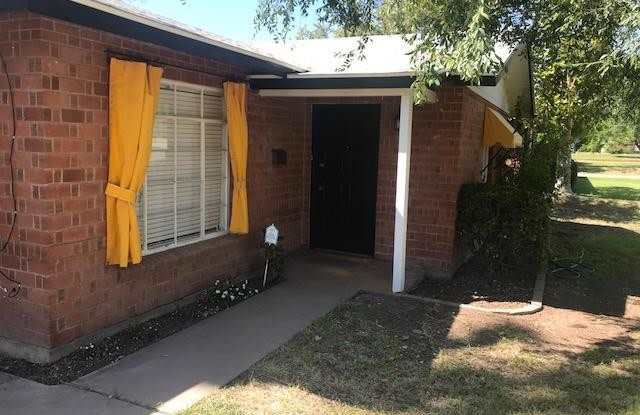 6722 N 14TH Place Gallery 3