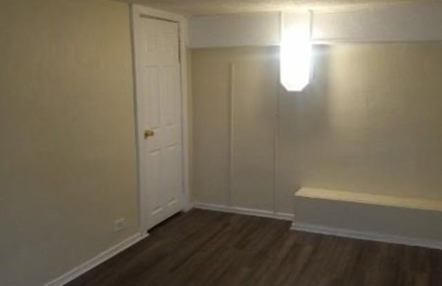 5426 JONQUIL AVE Gallery 2
