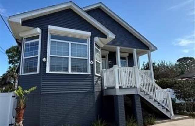 1605 PALM Street photos photos
