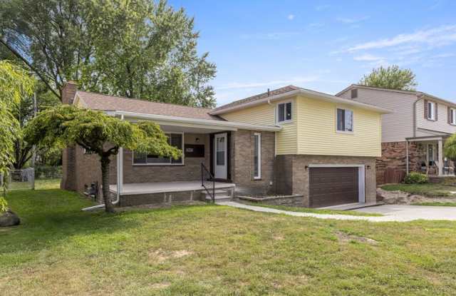 367 Shore Drive - 1 photos photos