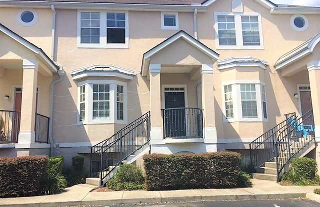 2/2.5 Townhouse Style Condo in Metrowest photos photos