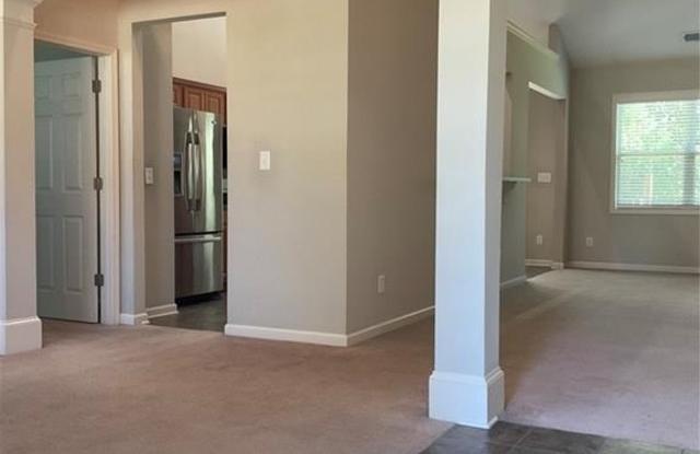 865 Westmoreland Lane Gallery 4