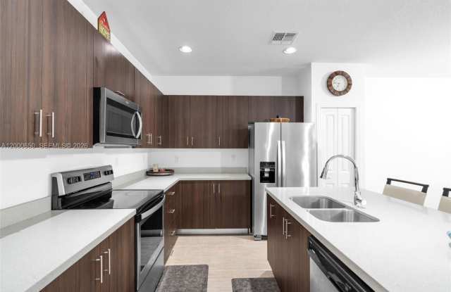 5113 NW 52ND ST #5113 TAMARAC, FL 33319 Gallery 3