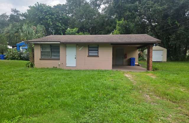 2 Bedroom, 1 Bath House in North Lakeland Gallery 3