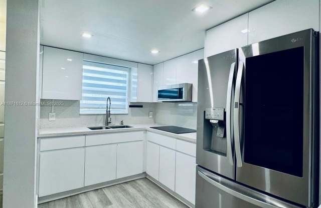 5768 W 26th Ave photos photos