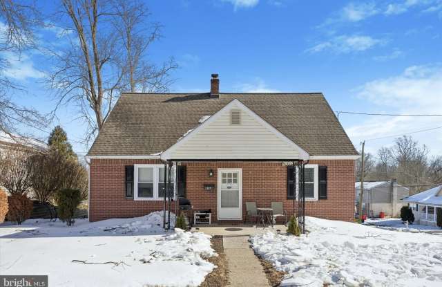 317 SUMMER Avenue photos photos