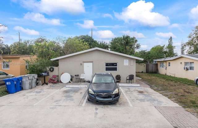 2178 NW 3rd St photos photos