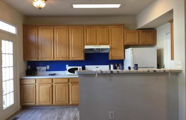 2120 DARCY GREEN PL Gallery 3