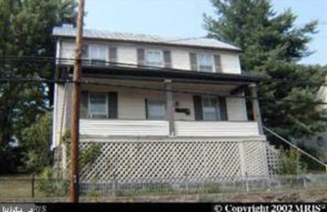 415 W POTOMAC STREET - 415 West Potomac Street, Brunswick, MD 21716